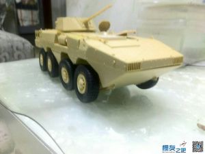 ZBL-09  1/12全金属雪豹8×8步战车